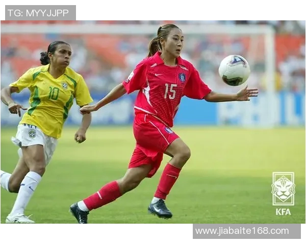 足球队明星的崛起与荣耀背后那些不为人知的故事与奋斗历程